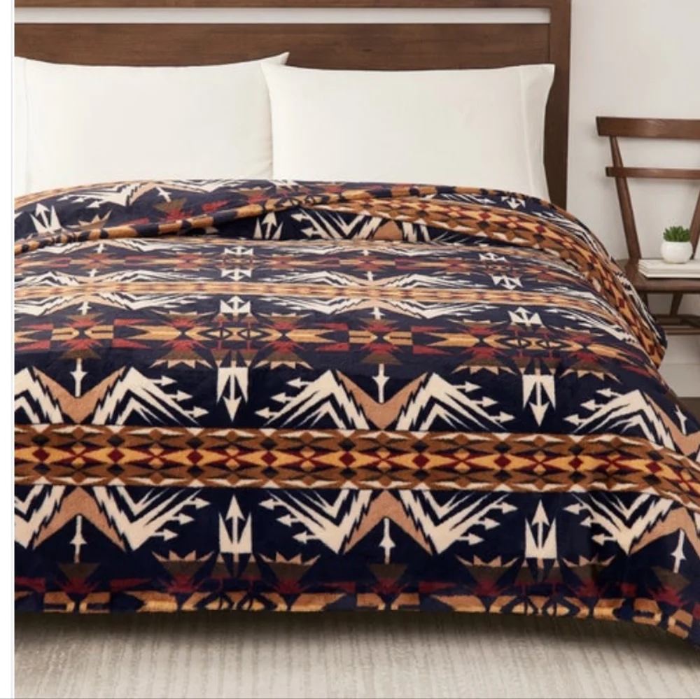 Pendleton Faux Fur Luxe Blanket, New